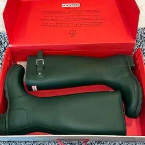 Hunter rain boots